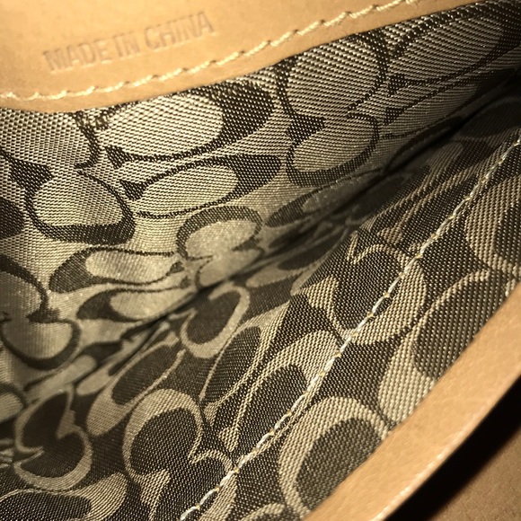 🎈Authentic Red Leather Coach Check Wallet🎈 - Picture 5 of 8